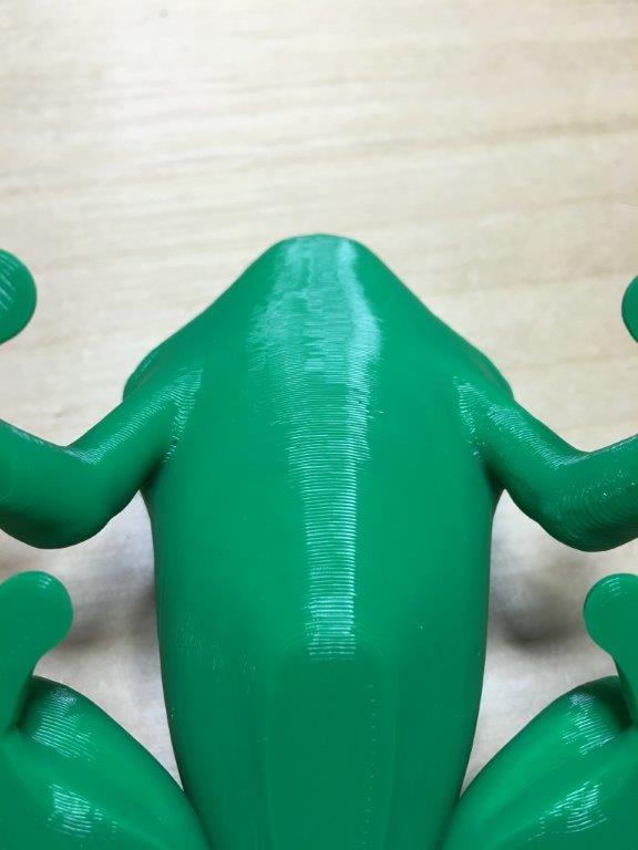 Smooth Print on 57 Degree Overhang of Frog Belly.  Printed at 2.4 mm / sec Perimeter